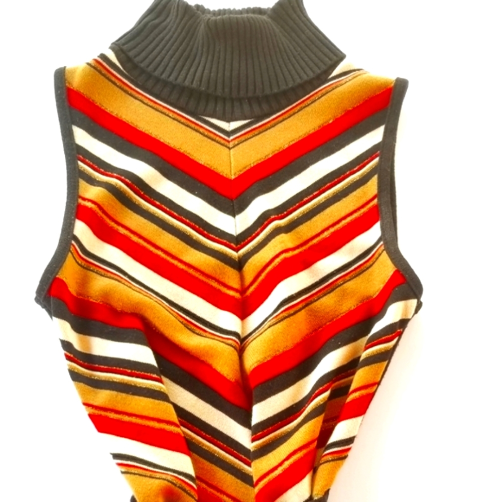 Vintage Turtle neck tank sweater - Picture 2 of 8